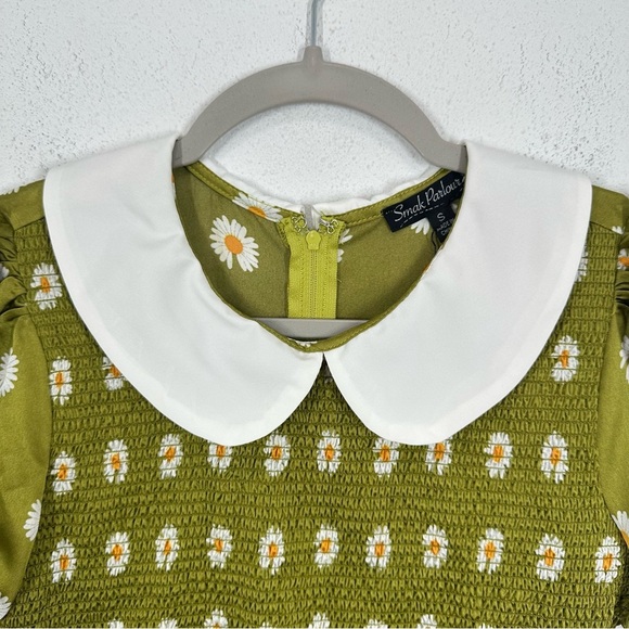 Smak Parlour Modcloth Retro Green Daisy Smocked Mini Dress Peter Pan Collar NWT - Picture 3 of 8